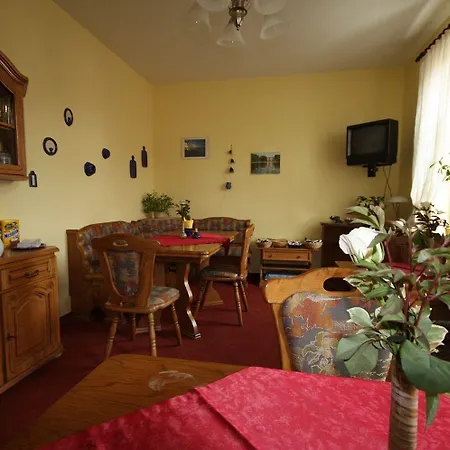 Schmiedeschaenke Affittacamere