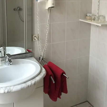 Schmiedeschaenke Gasthuis 3*