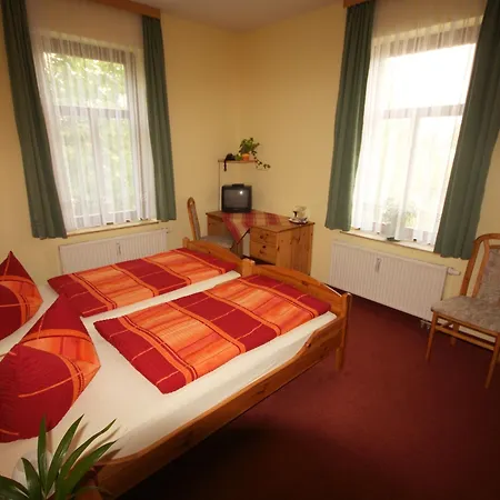 Penzion Schmiedeschaenke Boxdorf